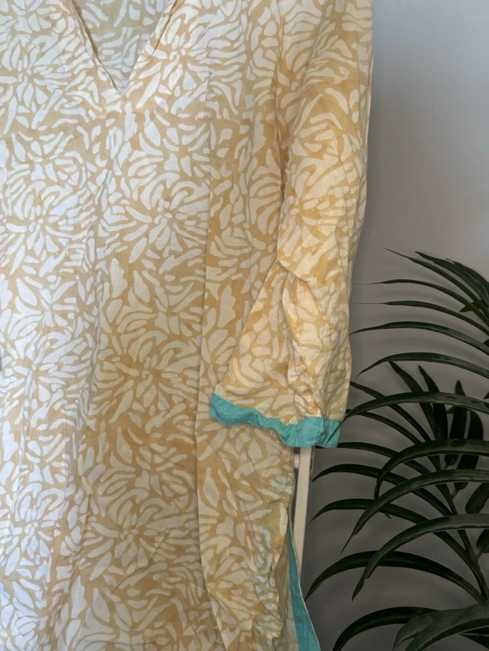 Le Soleil Miami Cream & White Floral Swimsuit Cover Up with Turquoise Trim - Picture 11 of 16